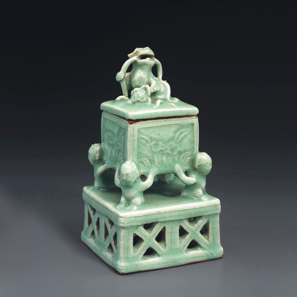 A Longquan celadon incense burner and cover