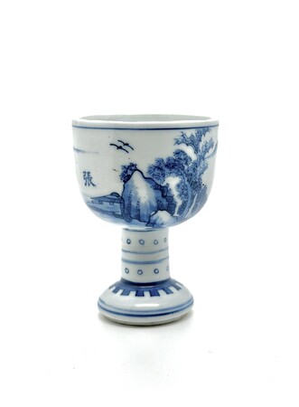BF 76 A rare blue and white stemcup<br><br>清康熙青花高足杯