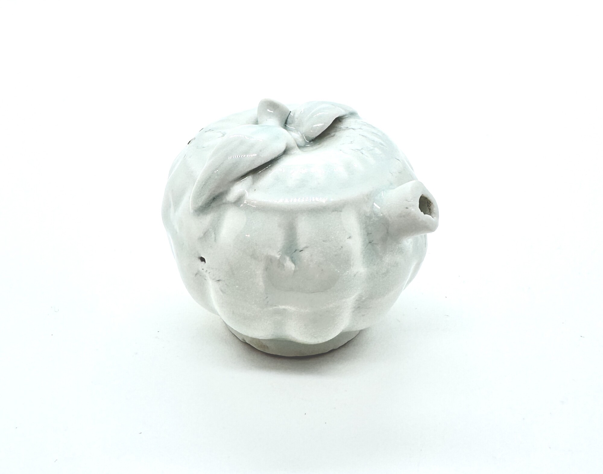 EF 34 A Qingbai water dropper<br><br>元青白釉陶瓷滴水- 早期