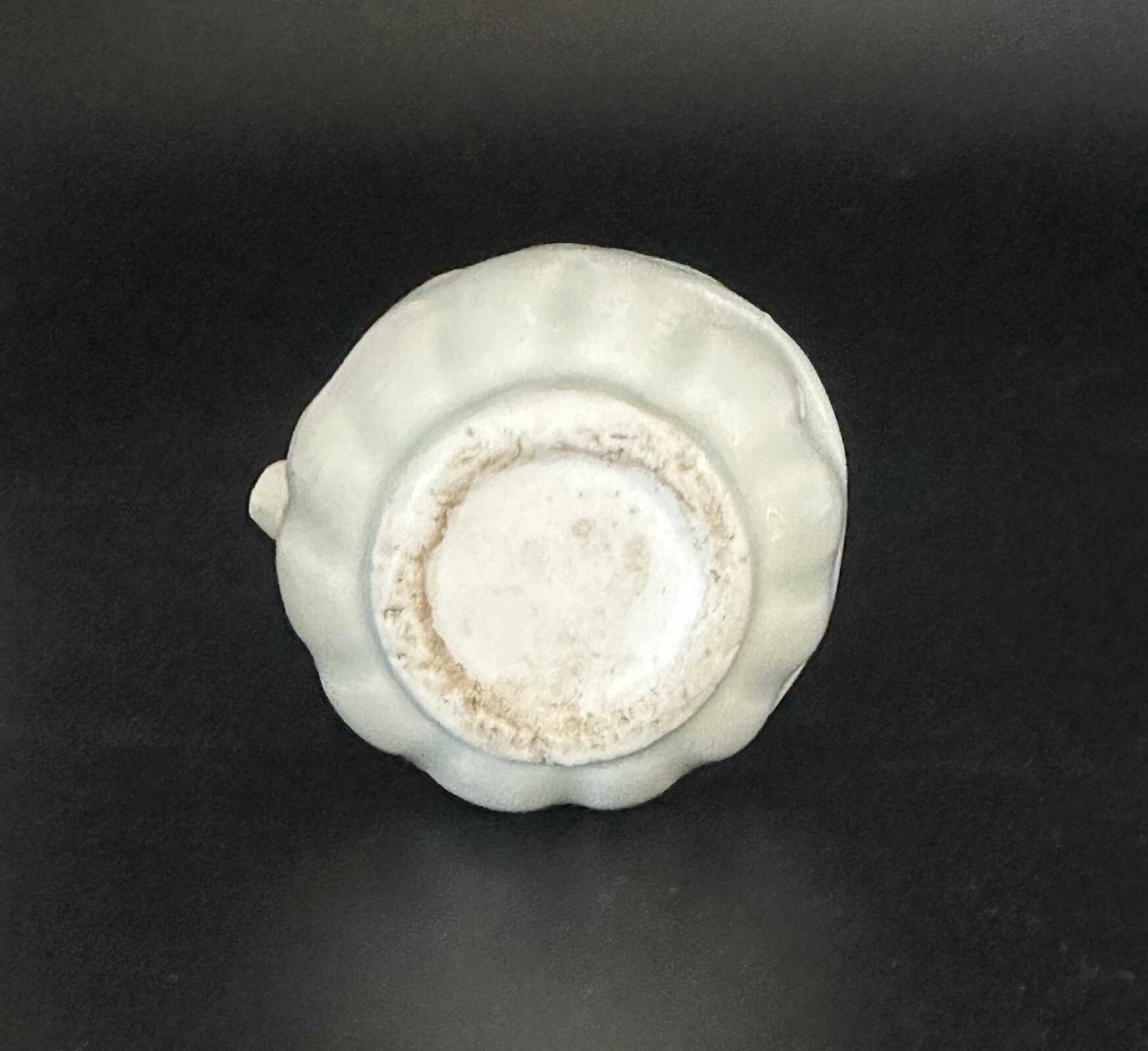 中国　定窯　白磁　水注瓶　水滴　C　6926 中国 定窯 白磁 水注瓶 水滴 C 6926