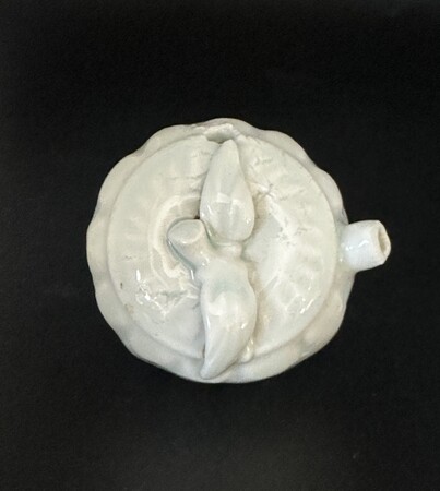 EF 34 A Qingbai water dropper<br><br>元青白釉陶瓷滴水- 早期陶瓷(新