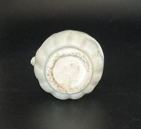 EF 34 A Qingbai water dropper<br><br>元青白釉陶瓷滴水- 早期陶瓷(新