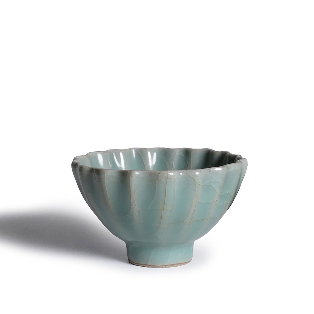 EMA 04 Song Dynasty longquan celadon bowl