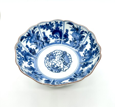 jb-06-a-blue-and-white-bowl-