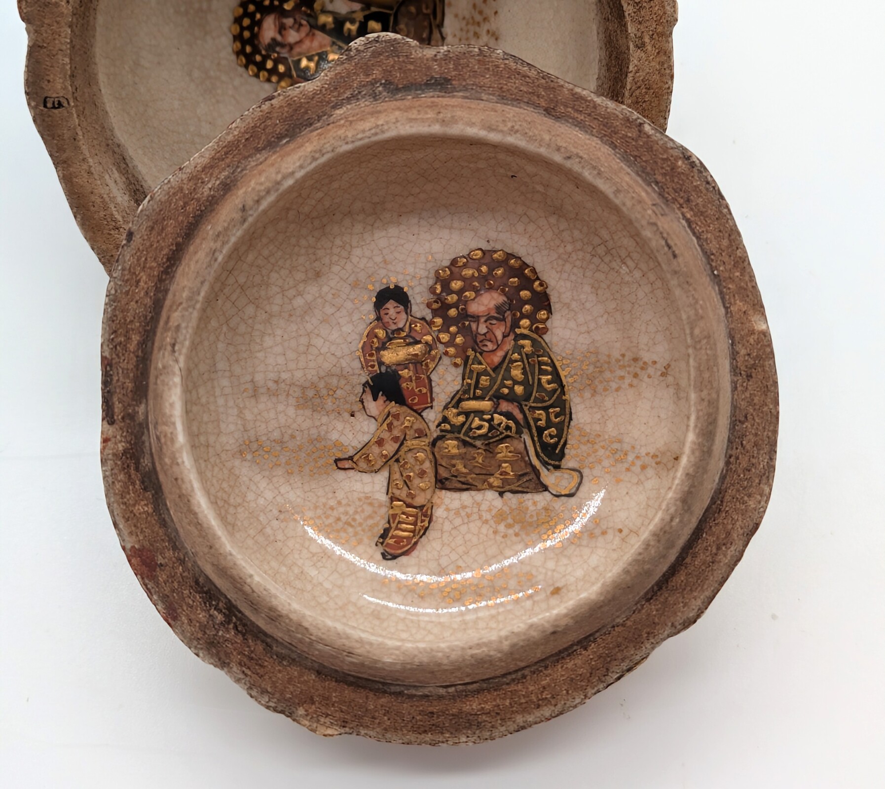 JPFE 03 A small Satsuma box and cover by Hododa<br><br>十九