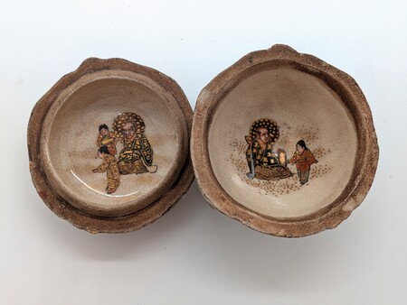 jpfe-03-a-small-satsumabox-and