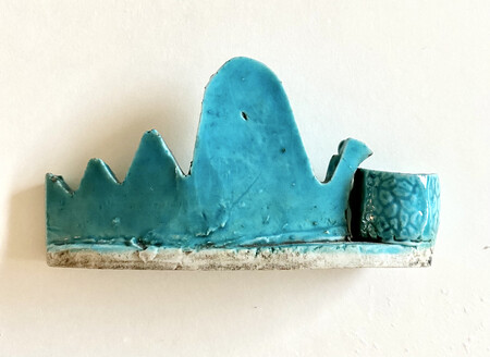 中国美術 豆青釉 太湖石 筆架(K-A724) 中国美術 豆青釉 太湖石 筆架(K-A724) - メルカリ