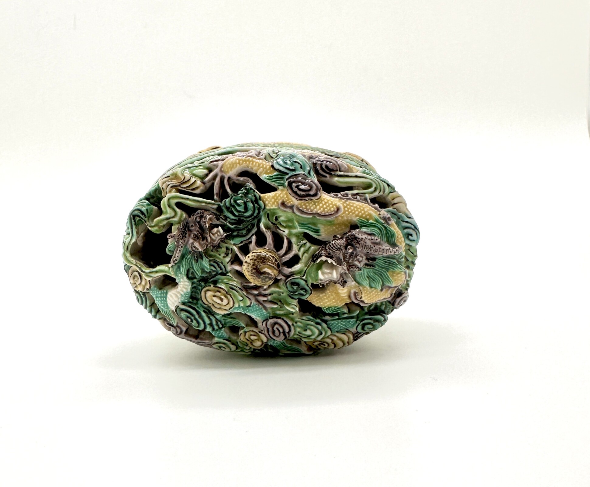 PF 39 A biscuit three-colour openwork incense holder with Wang