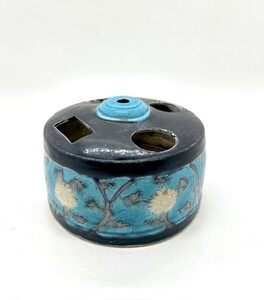 PF49 A rare 'fahua' drum-form brush and inkstick holder