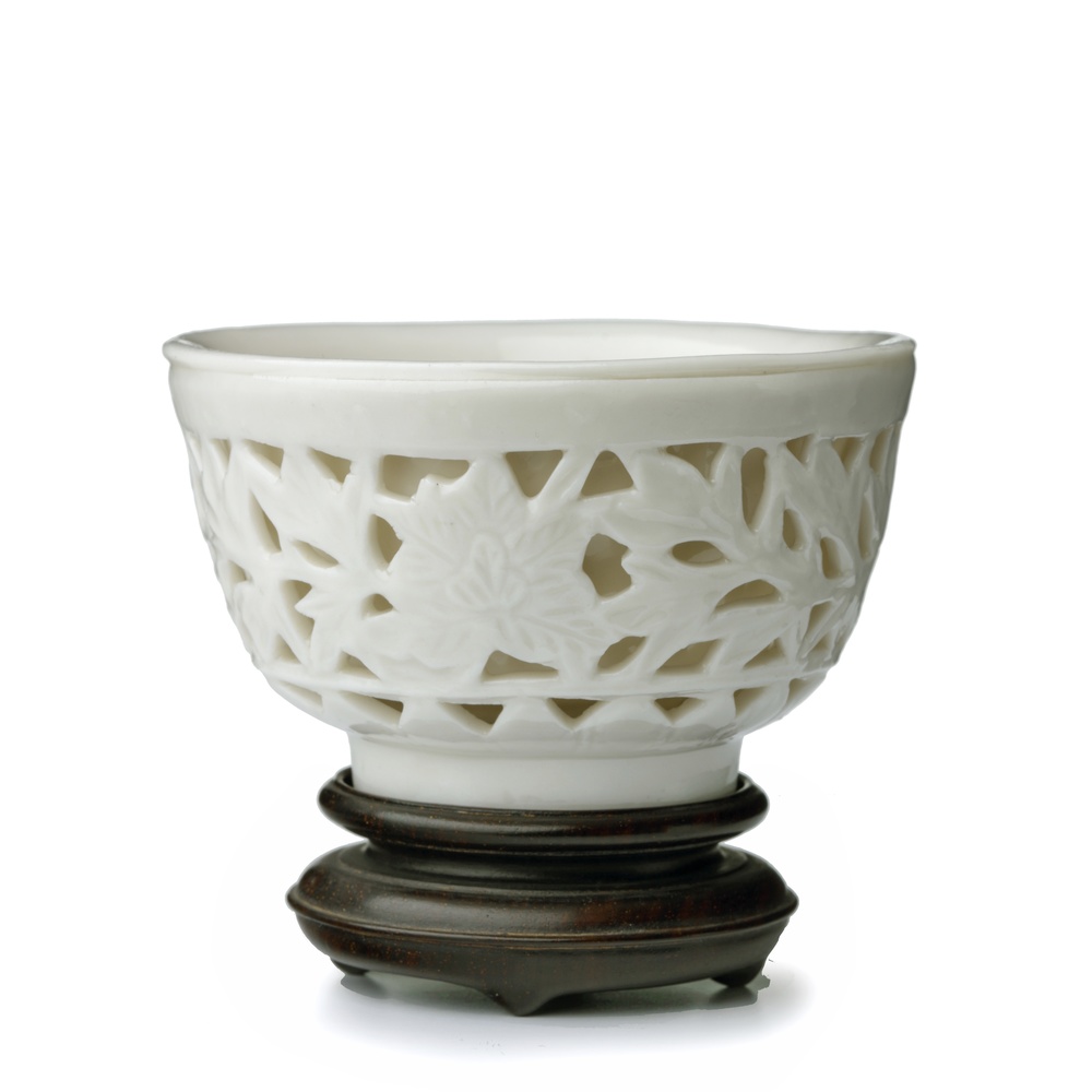 PM 05 dehua blanc de chine reticulated cup