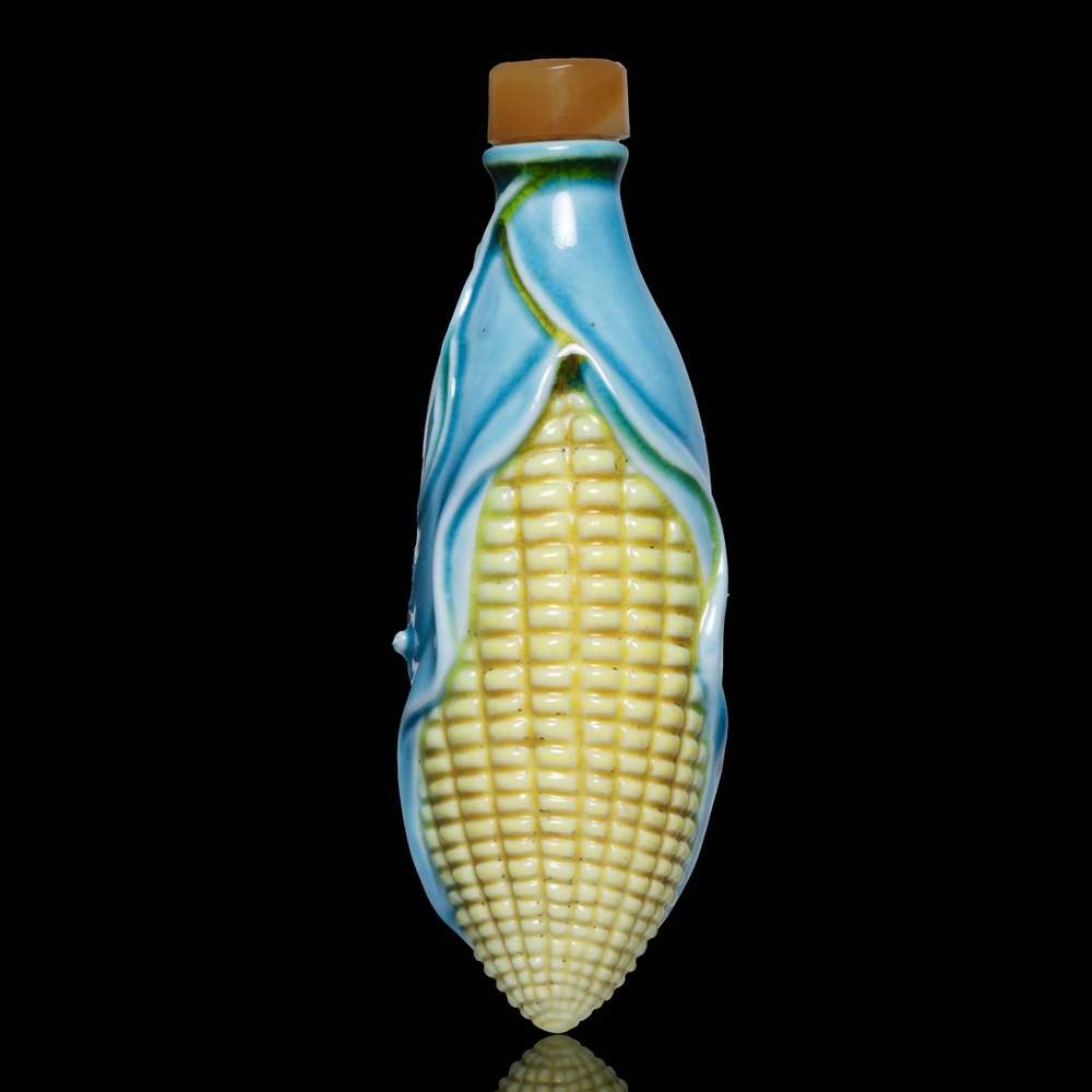 PRE 13 turquoise and yellow glazed porcelain snuff bottle