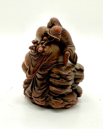 wf-107-a-fine-carved-bamboo-